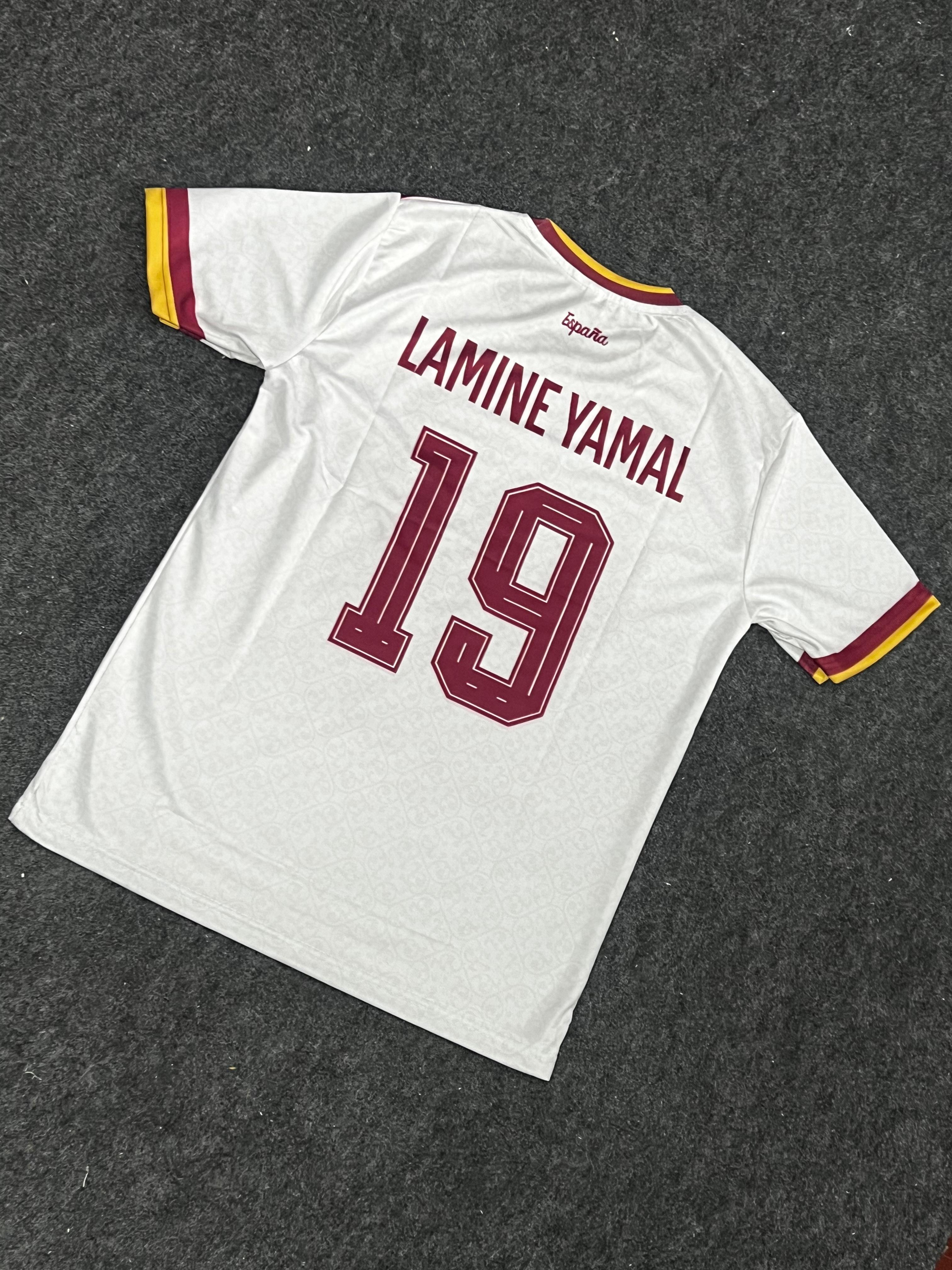 Spain 2026 World Cup away jersey 🤍♥️